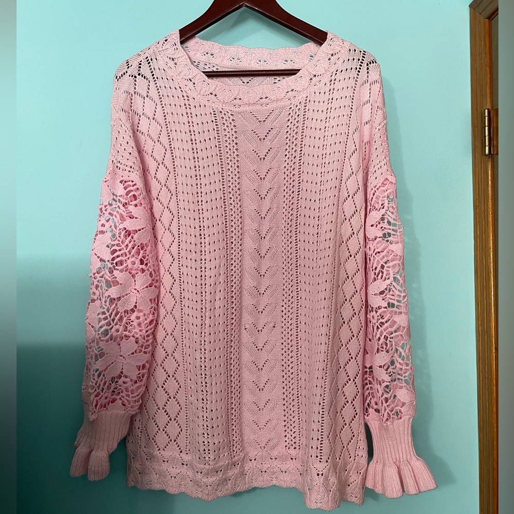 Lace Sweater 🌻🌻2 for $30 bundle🌻🌻
